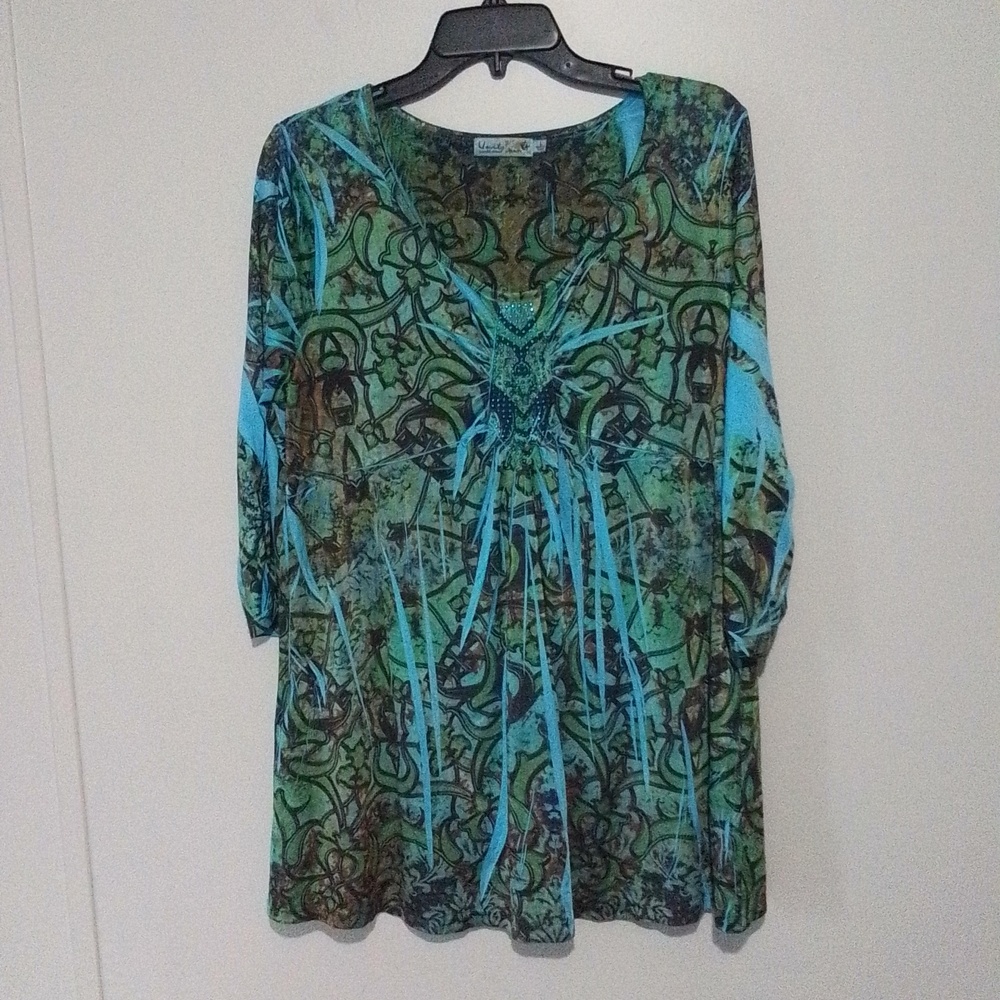 Unity world Wear maternity top size large